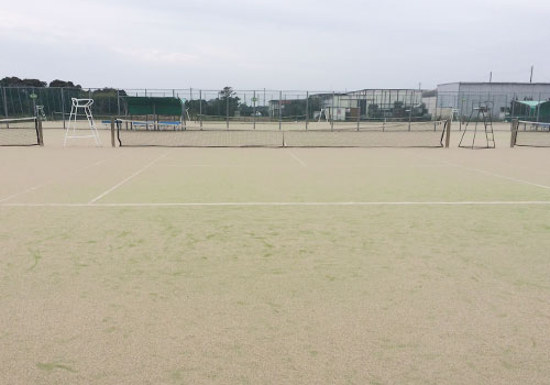 千葉県白子ニューオーツカの私有テニスコート