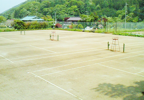 北の勢堂　テニスコート