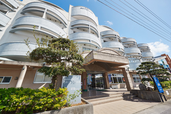 沖縄県糸満　ホテルスポーツロッジ糸満の外観
