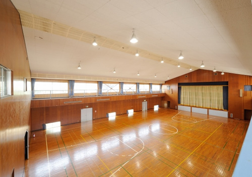 千葉県蓮沼浪川荘の私有体育館