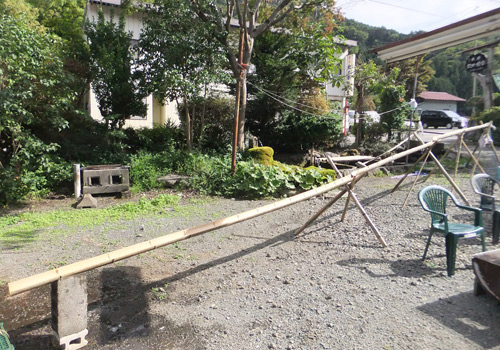 山梨県道志　北の勢堂の流しそうめん