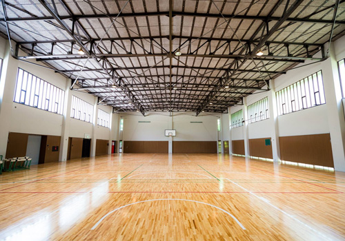 本栖湖スポーツセンター　体育館
