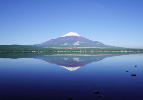 山梨県山中湖　グリーンヒルズニューみなみの私有テニスコート