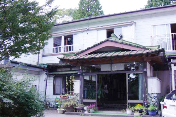 山梨県山中湖　花月荘の外観