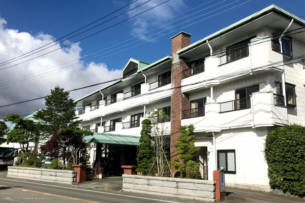 山梨県山中湖　スぺランザ丸石の外観