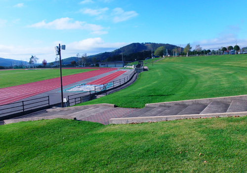 サニアパーク菅平 陸上競技場