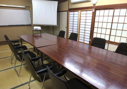 芳泉閣の私有会議室
