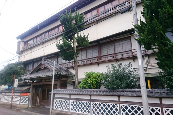 静岡県伊東市 山喜旅館の外観