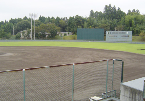 
ジェイホッパーズ琵琶湖ゲストハウス　野球場