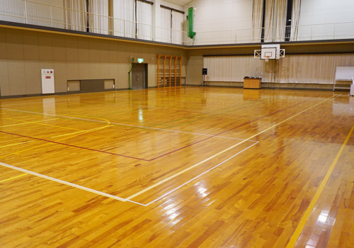 滋賀県東近江市滋賀シアターアーツトレーニングセンターの私有体育館