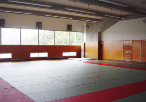 御津体育館 柔道場