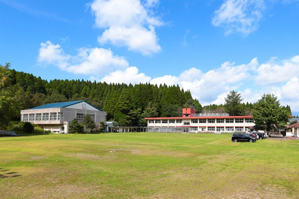 たからべ森の学校 星の宿　宿