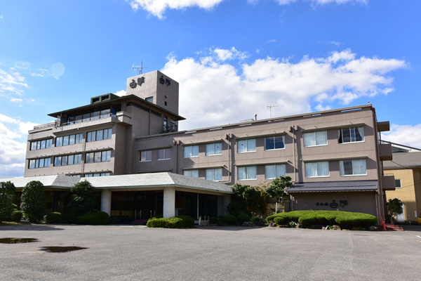 千葉県白子　青松庭　白砂の外観